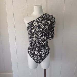 Black and White Floral One-Shoulder Top